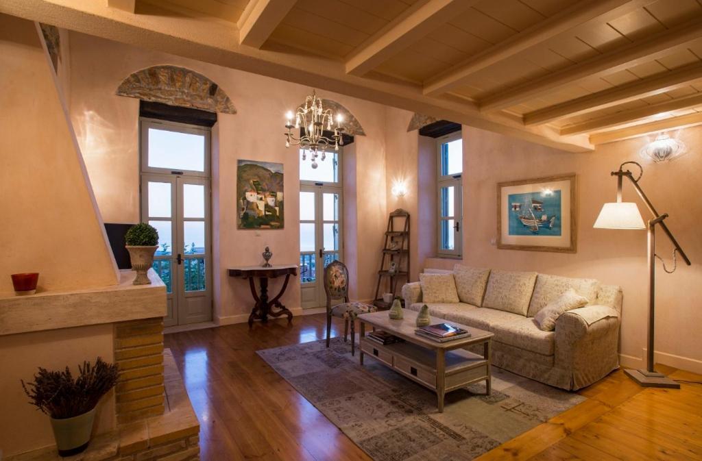 Kyparissia Old Town Lodge With Amazing Sea View Exteriér fotografie